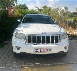 2013 جيب جراند شيروكي