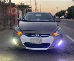 2013 هيونداي أكسنت