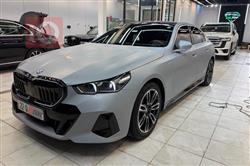 2024 بي ام دبليو الفئة 5