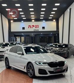 2021 بي ام دبليو الفئة 5