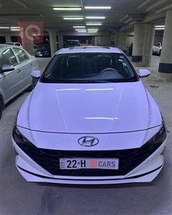 Hyundai Elantra 2023