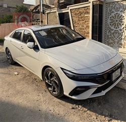 Hyundai Elantra 2025