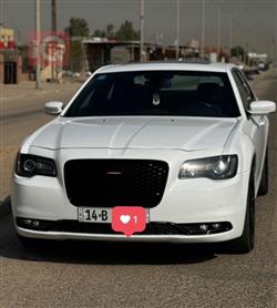 2022 كرايسلر 300