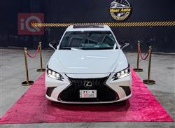 2022 لكزس ES