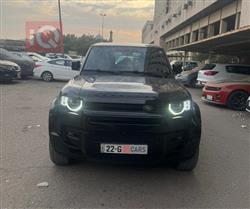 Land Rover Defender 2024