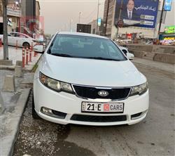 2013 كيا سيراتو