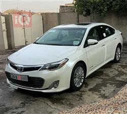 2013 تويوتا أفالون