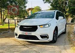 2022 كرايسلر باسيفيكا