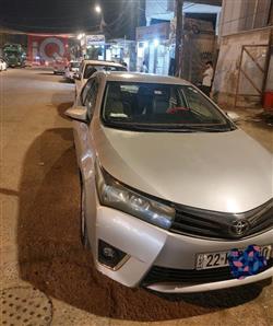 2014 تويوتا كورولا