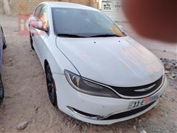 2016 كرايسلر 200