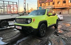 2017 جيب رينيجيد