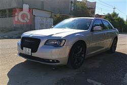Chrysler 300 2023