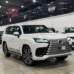 2025 لكزس LX