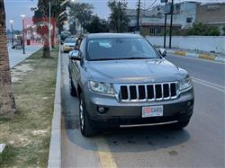 2012 جيب جراند شيروكي