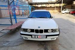 1990 بي ام دبليو الفئة 5