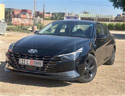 Hyundai Elantra 2022