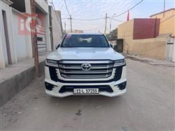 2024 تويوتا لاندكروزر