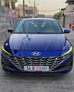 Hyundai Elantra 2022
