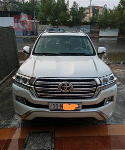 2016 تويوتا لاندكروزر