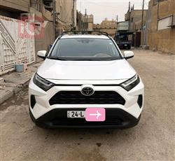 2022 تويوتا راف 4