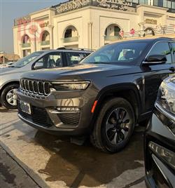 Jeep Grand Cherokee 2024