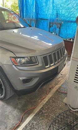 2015 جيب جراند شيروكي