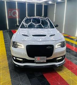 2021 كرايسلر 300