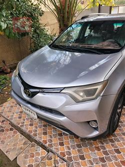 Toyota RAV4 2017