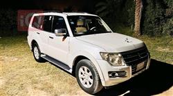 2015 ميتسوبيشي باجيرو