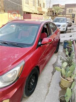 2013 هيونداي أكسنت