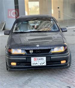 1990 اوبل فيكترا