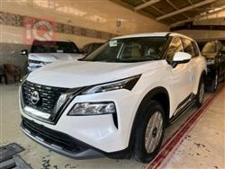 2025 نيسان X-Trail