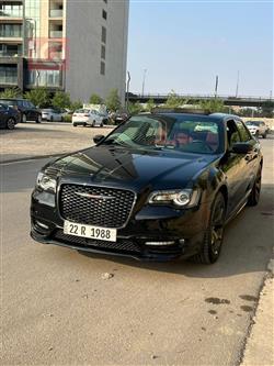 2021 كرايسلر 300