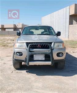 2001 ميتسوبيشي ناتيفا