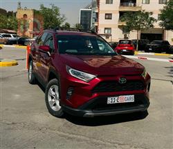 2021 تويوتا راف 4