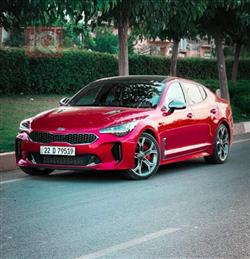 2020 كيا ستينغر