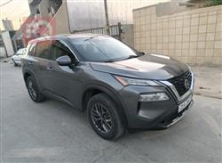 2021 نيسان روج