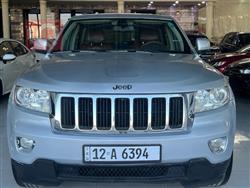 2011 جيب جراند شيروكي