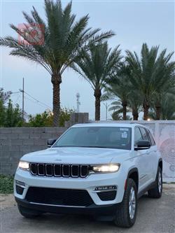 Jeep Grand Cherokee 2023