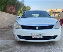 2010 رينو سافران