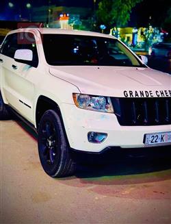 2011 جيب جراند شيروكي