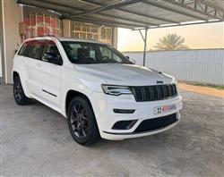 2020 جيب جراند شيروكي