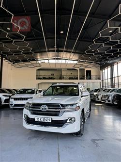 2019 تويوتا لاندكروزر