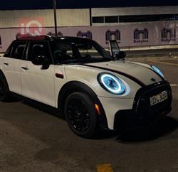 Mini Cooper 2024