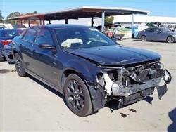 2019 كرايسلر 300