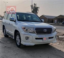 2011 تويوتا لاندكروزر