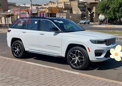 2023 جيب جراند شيروكي