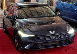 Hyundai Elantra 2024