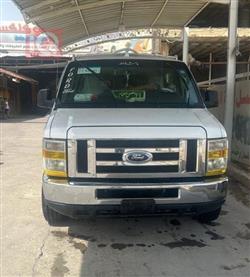 Ford E-350 2012