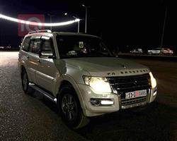 2008 ميتسوبيشي باجيرو